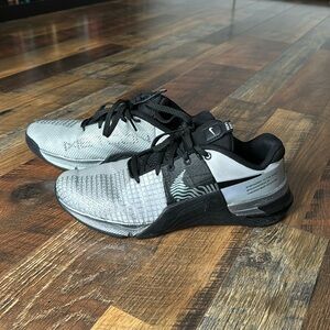 Nike Metcon 8, ✨iridescent black✨